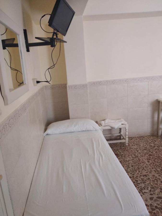 Pension Juan Pedro Roquetas de Mar Esterno foto