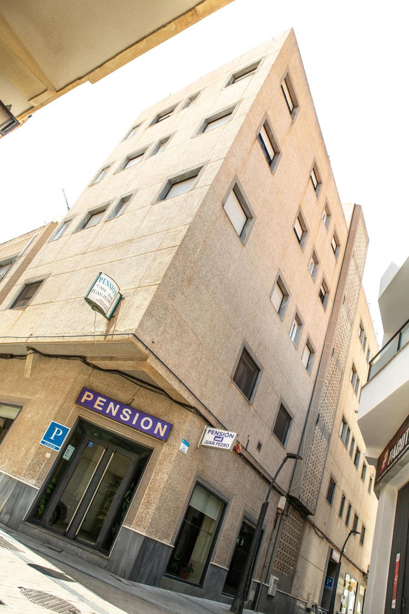 Pension Juan Pedro Roquetas de Mar Esterno foto