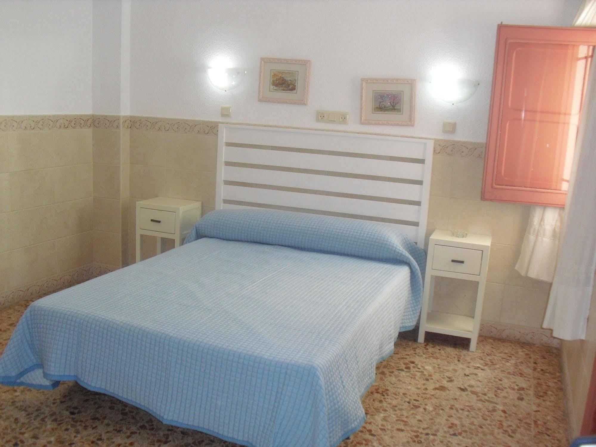 Pension Juan Pedro Roquetas de Mar Esterno foto